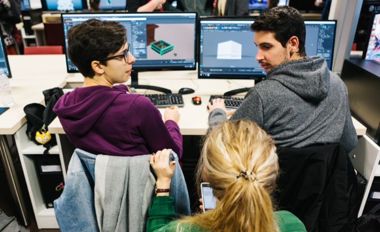 étudiants en formation cinéma d'animation 3D et effets visuels